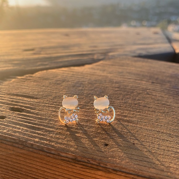 Pink Kitty ♡Rhinestone Earrings - Picture 5 of 8